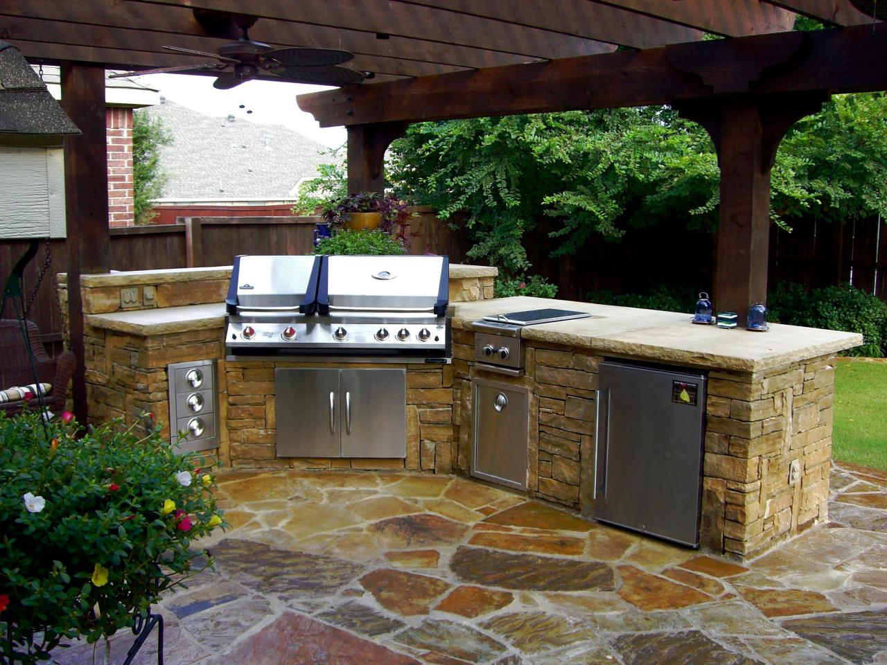 Outdoor Kitchens in Jacksonville, FL | Senior Citizen Discounts Available